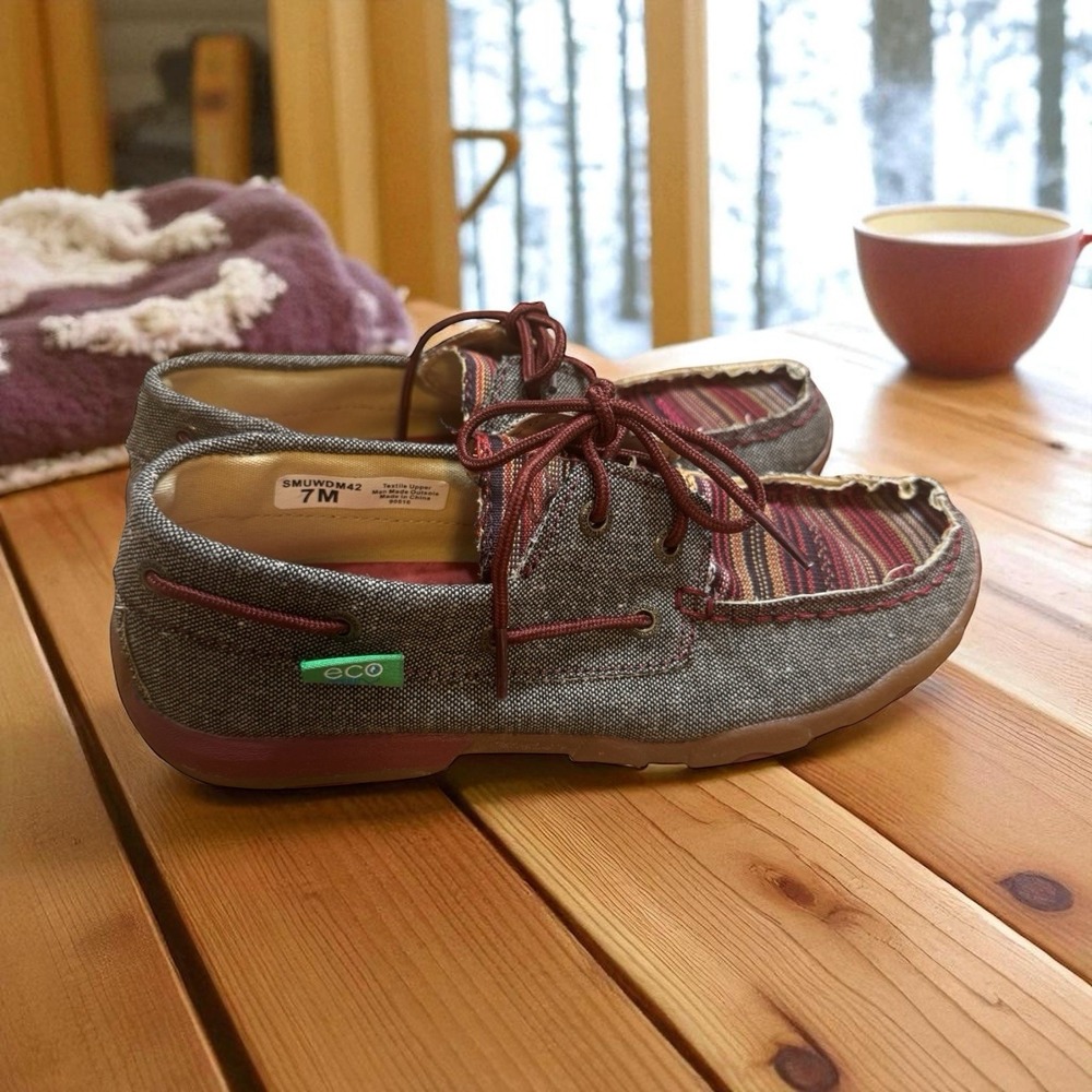 Twisted X Eco TWX Women's Size 7 Moccasins Driving Shoes‎ Gray Red Slip On - Picture 2 of 8